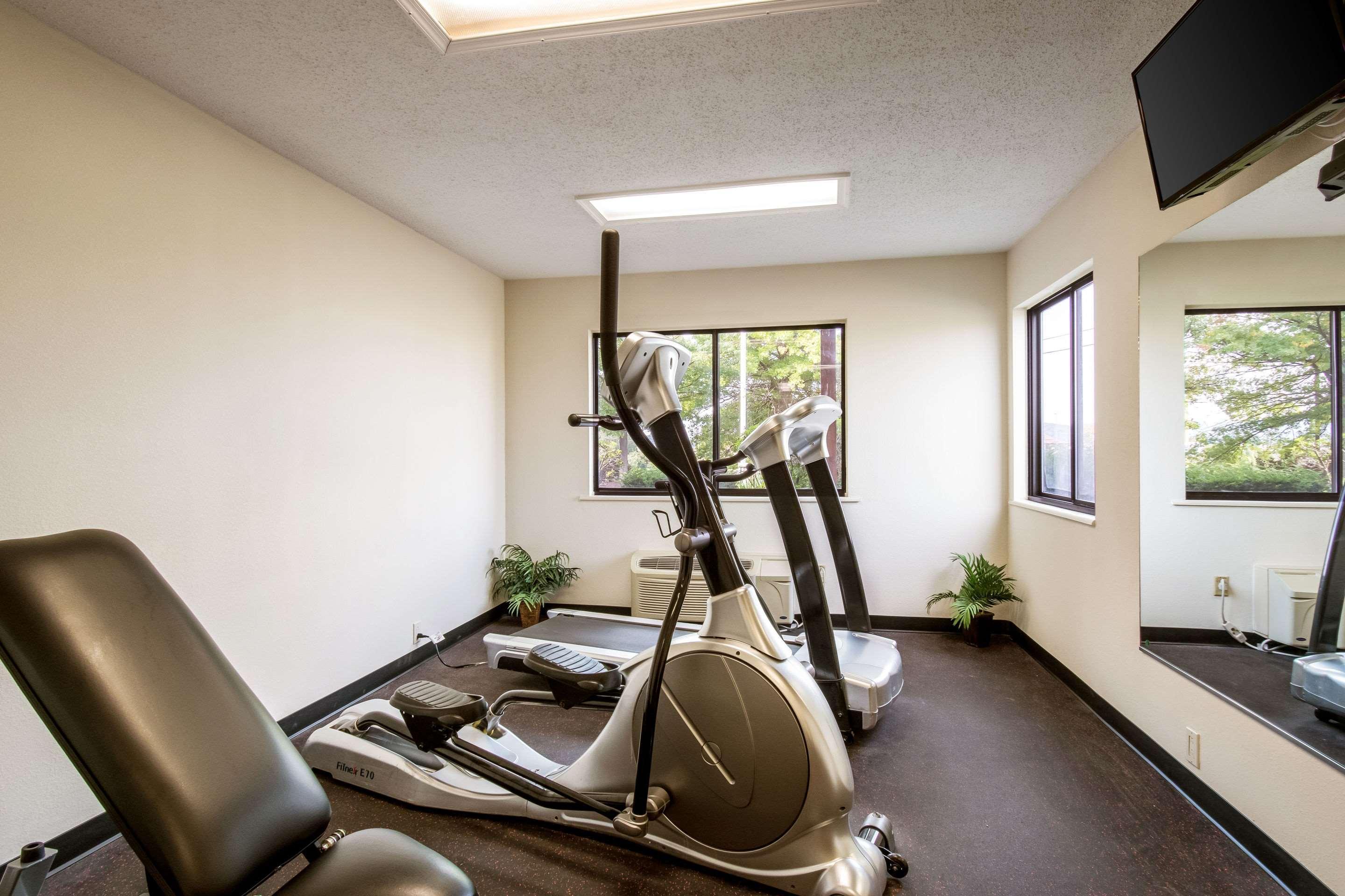 Quality Inn Bloomsburg Buitenkant foto